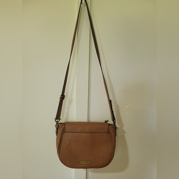 Steve Madden Elegant Tan Leather Shoulder Bag - Picture 4 of 13
